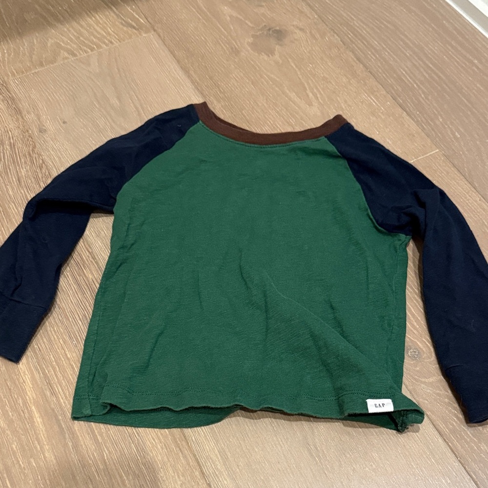 GAP Kids Green, Brown & Navy Long Sleeve Tee Size 3T